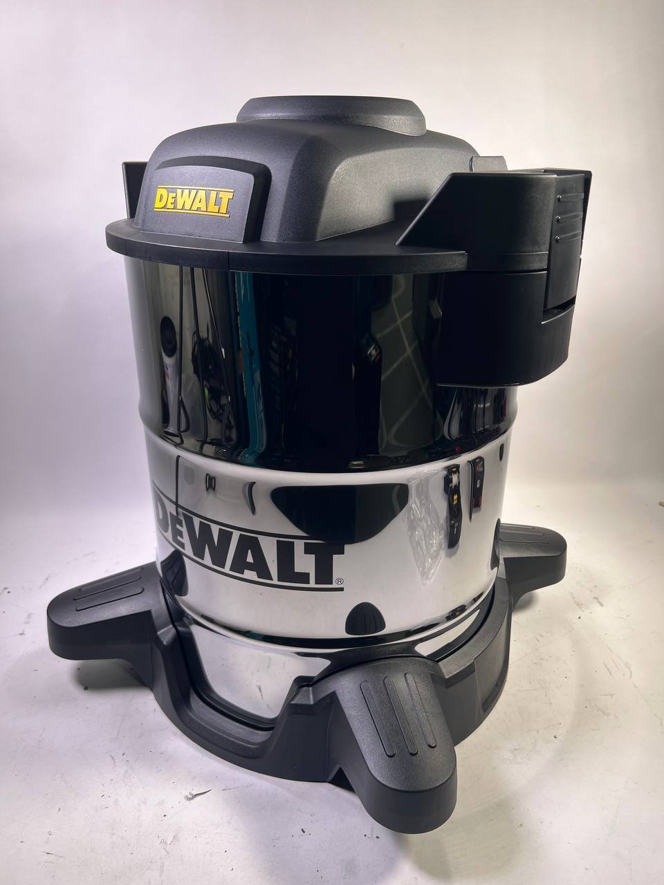 DEWALT 38L DXVCS003 Cyclone Dust Collector